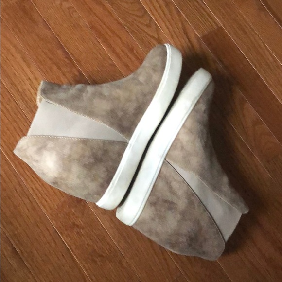 9.5 dark cream healed snake print booties leather - Picture 2 of 4